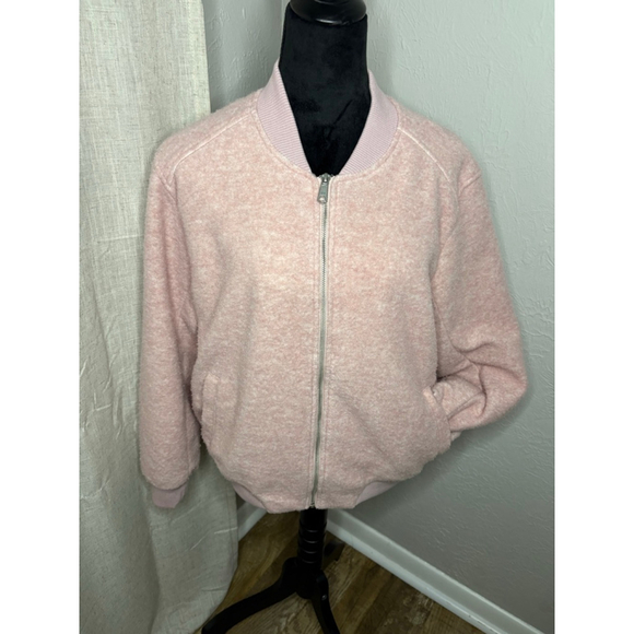 Old Navy Jackets & Blazers - Old Navy Baby Pink Bomber Jacket Size L